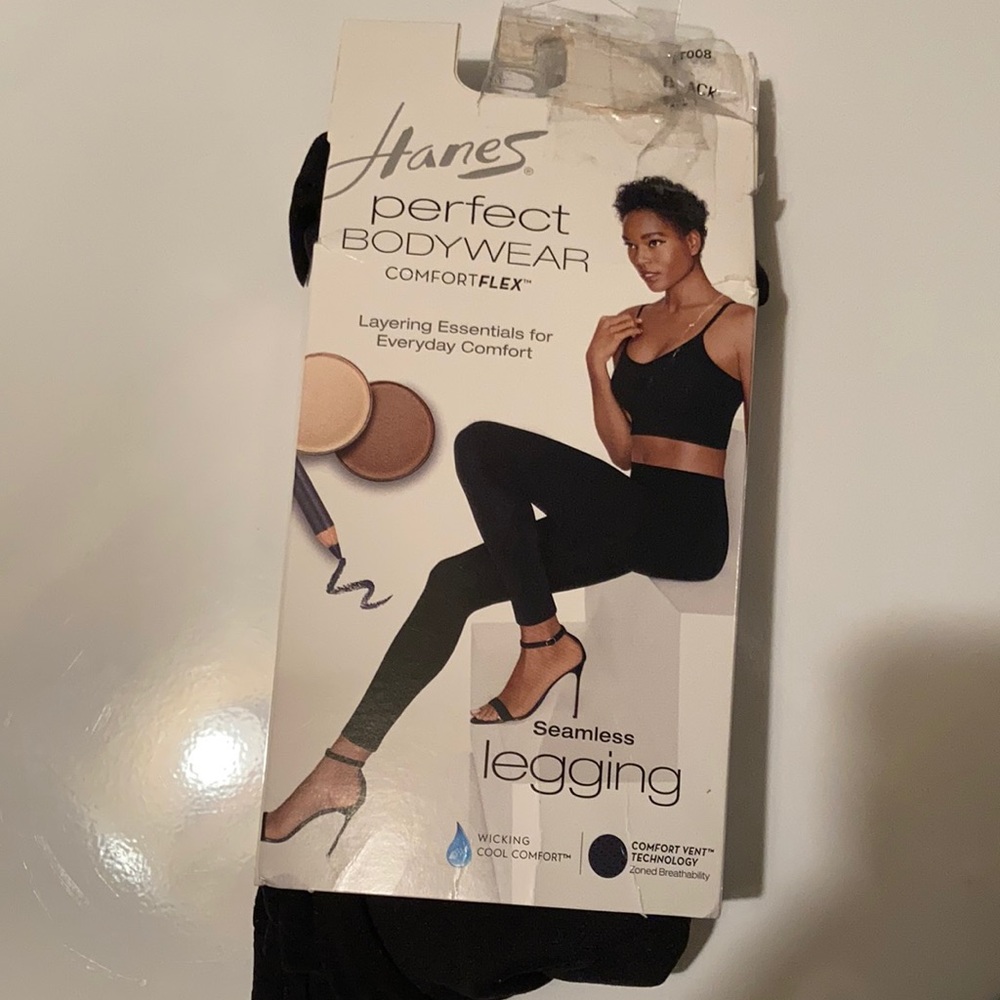 🔵 Hanes Perfect Bodywear Leggings NWT (size M)